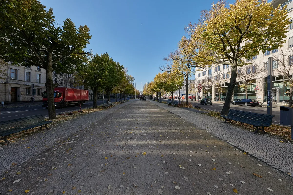 Unter den Linden boulevard in Berlin