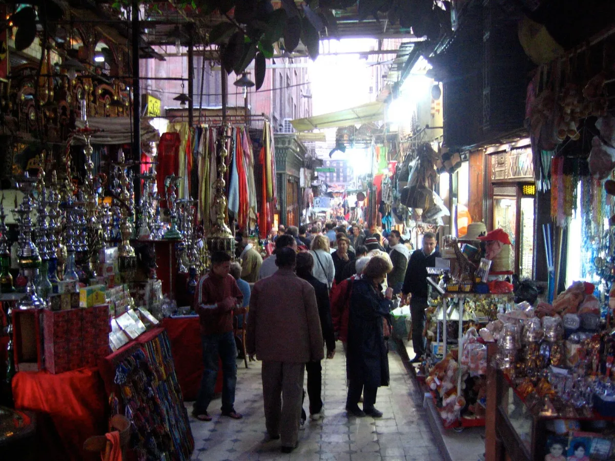 Shops and lanterns in Khan el-Khalili market
