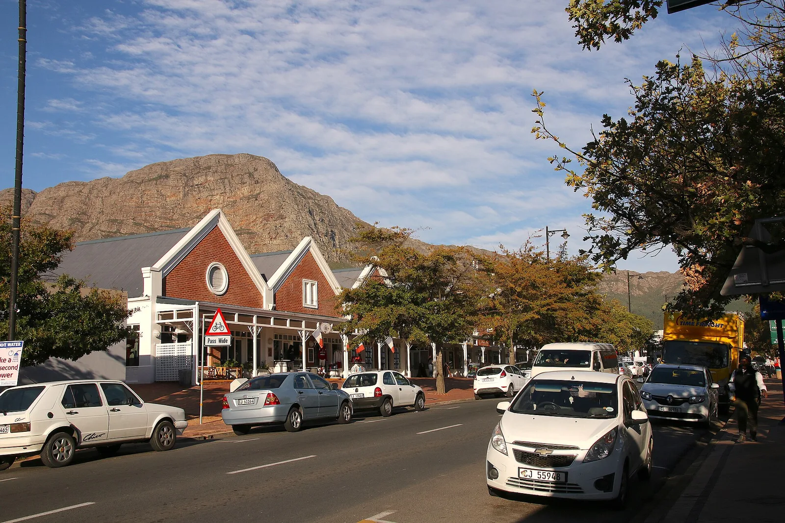 Stellenbosch and Franschhoek Winelands near Cape Town