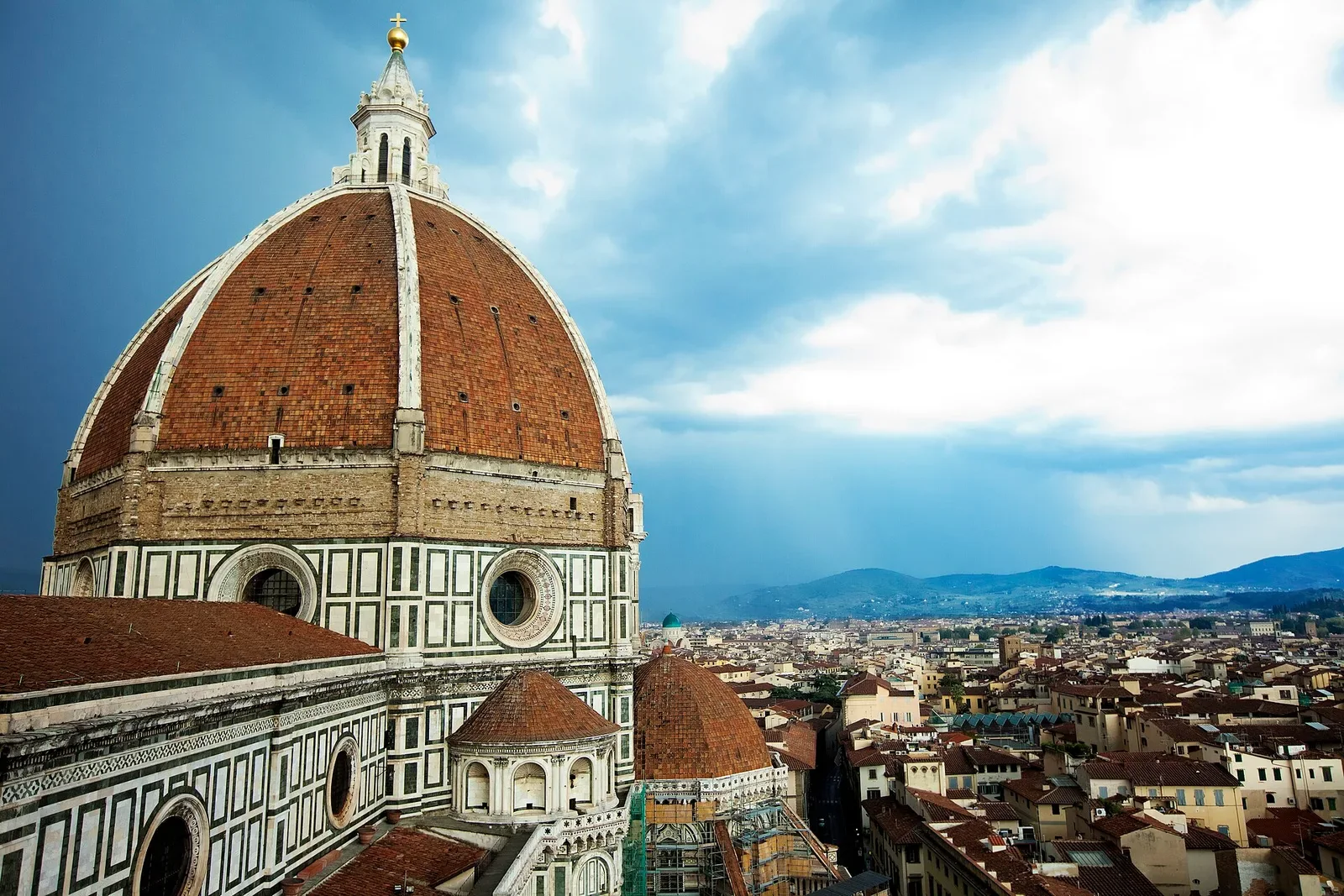 Cathedral of Santa Maria del Fiore, used as the hero image for a 4-day Florence itinerary