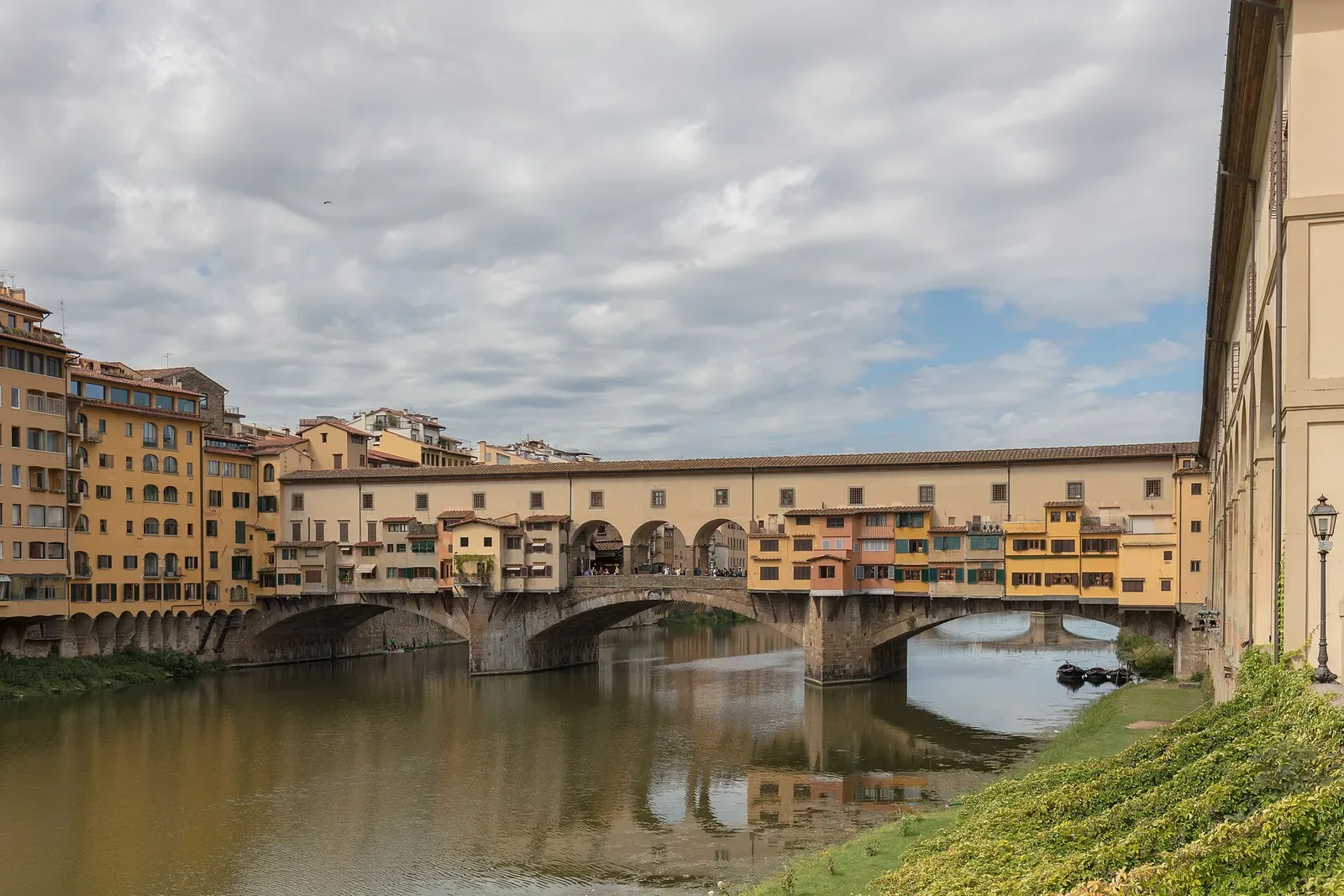 Ponte Vecchio crossing the Arno in Florence