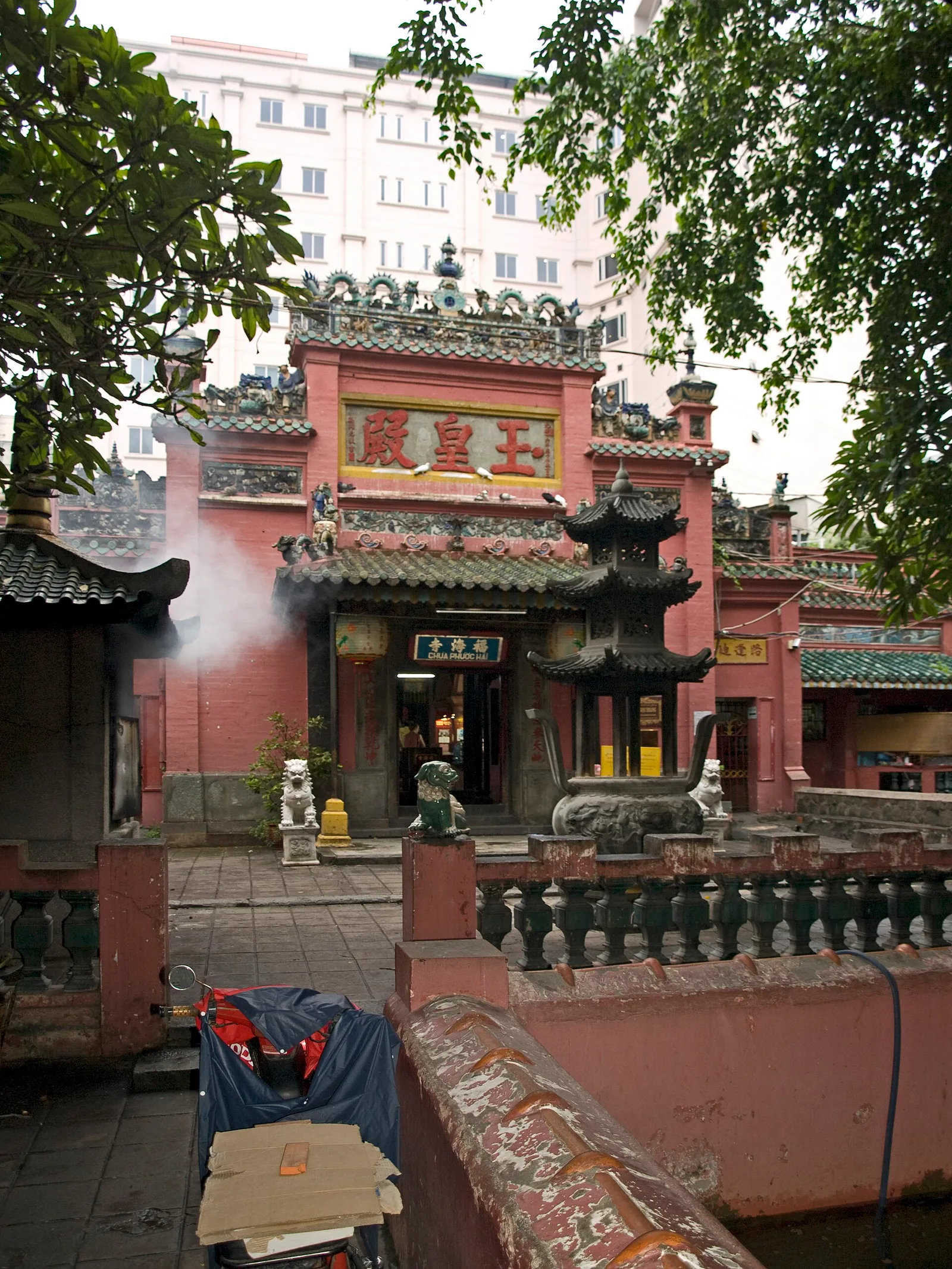Jade Emperor Pagoda in Ho Chi Minh City