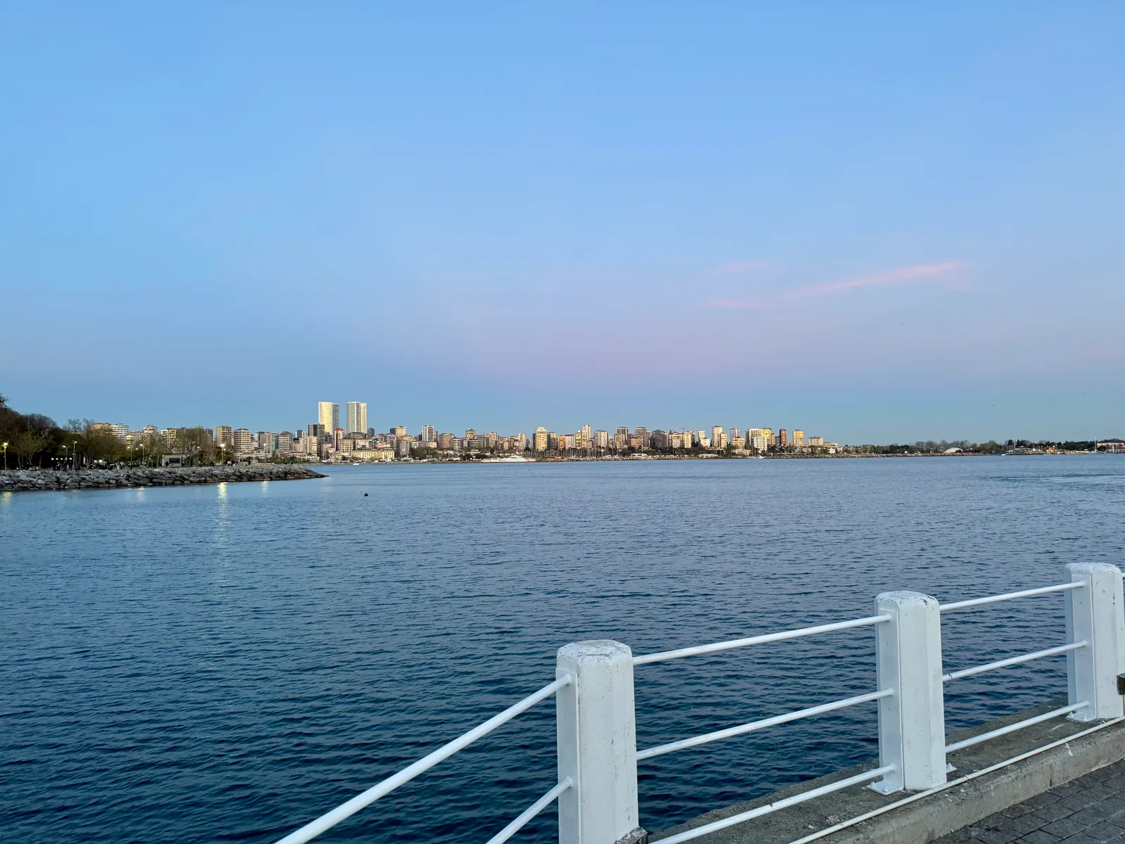 Moda waterfront park in Kadıköy, Istanbul