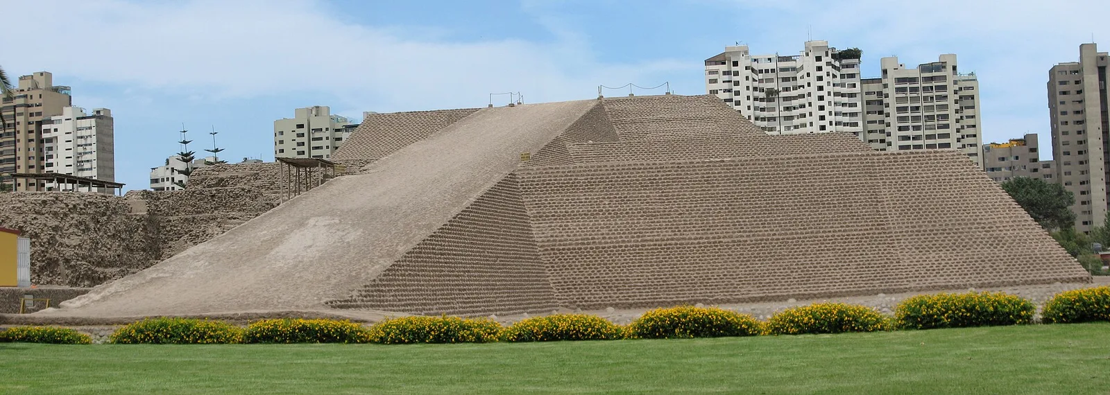 Huaca Huallamarca in the itinerary