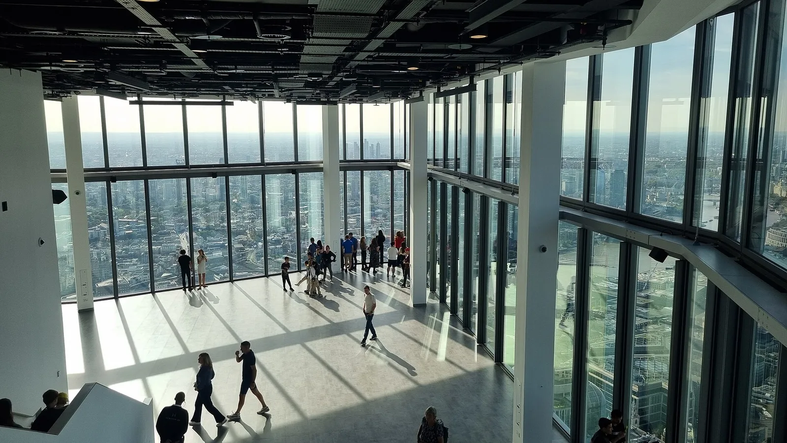 Horizon 22 and the City of London skyline