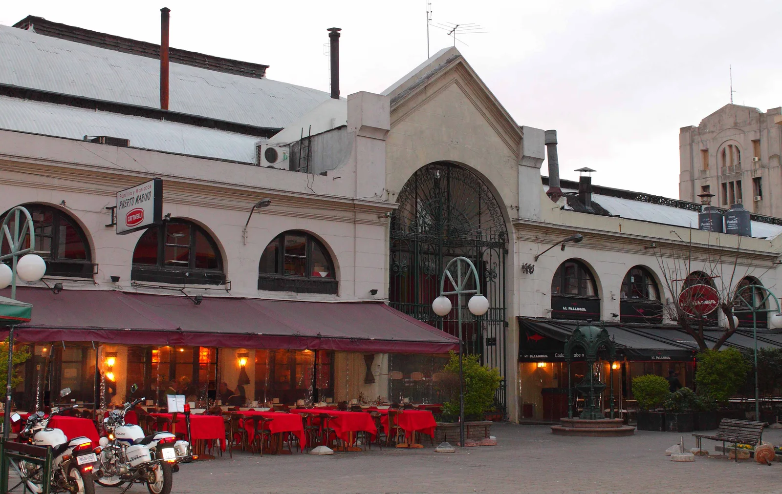 Facade of Mercado del Puerto in Montevideo