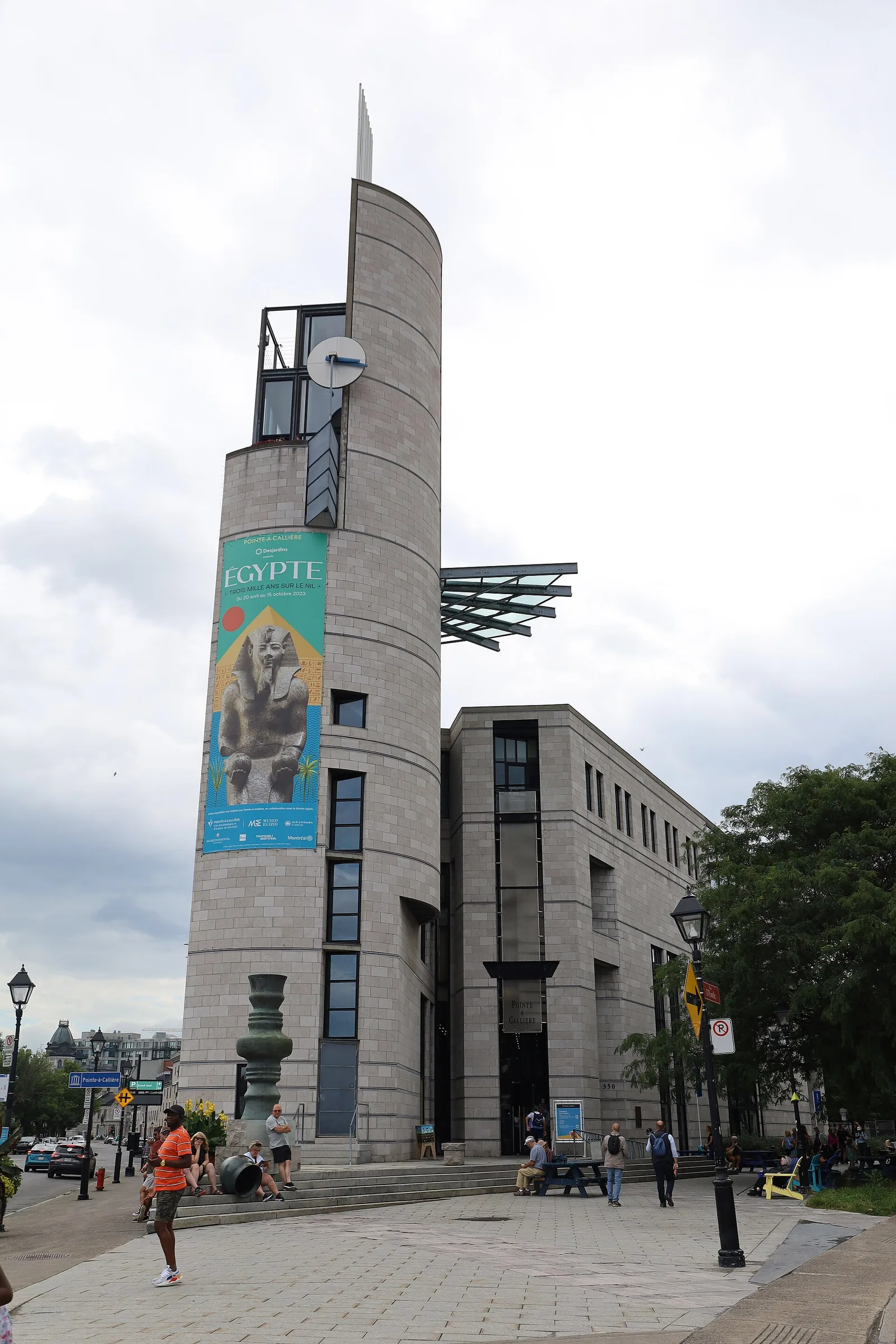 Pointe-à-Callière Museum